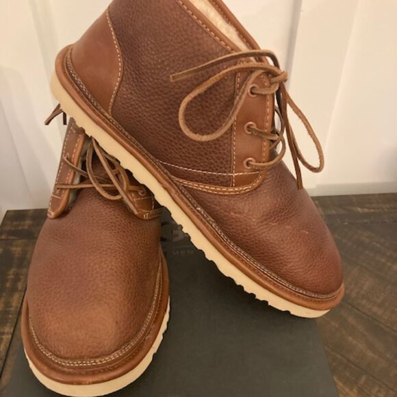 Men Neumel UGG Leather Boots - Picture 5 of 7
